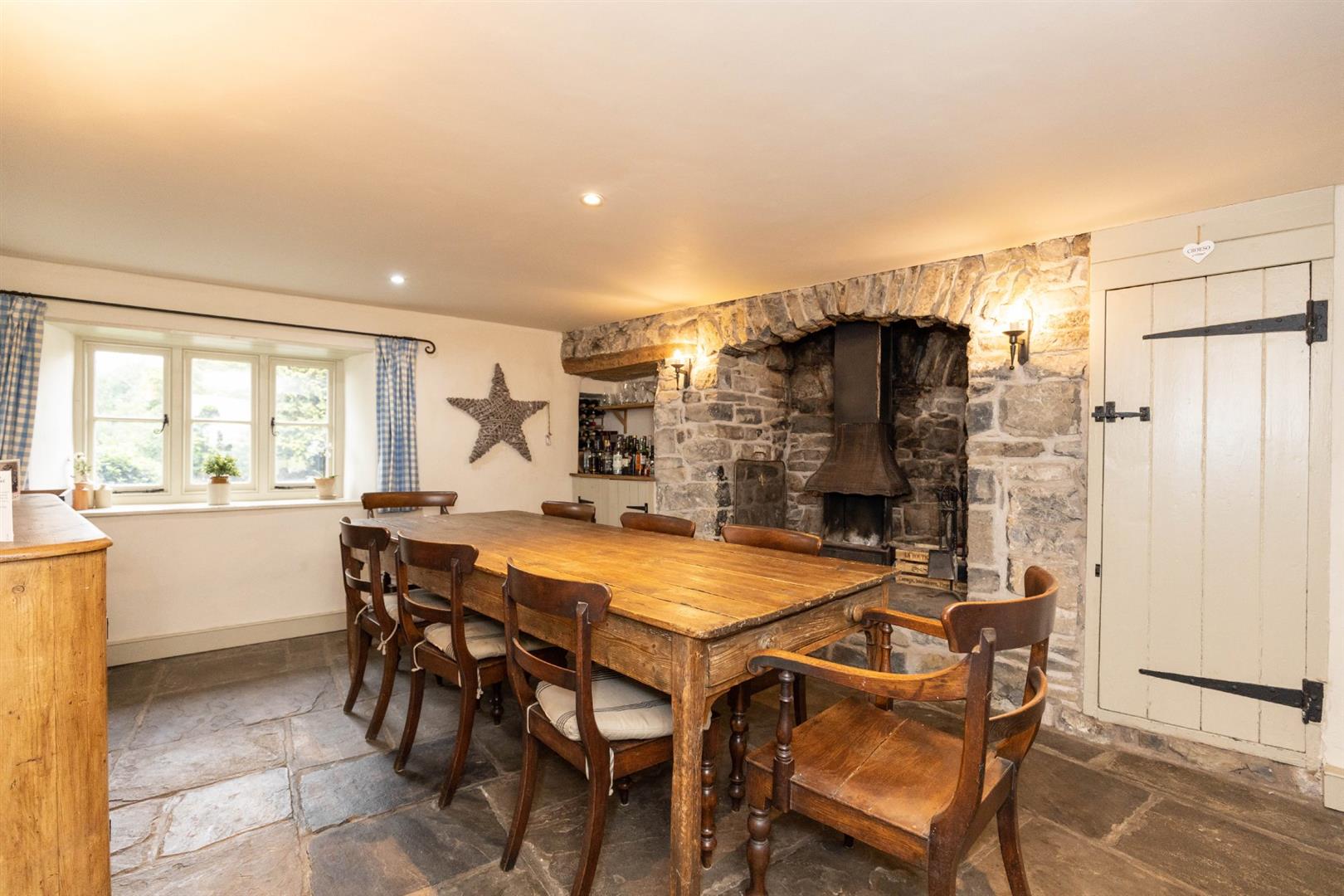 Church Street, Llysworney, Near Cowbridge, Vale of Glamorgan, CF71 7NQ